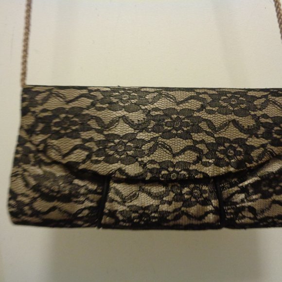 RETRO STYLE GREY & BLACK LACEY ENVELOPE PURSE - Picture 3 of 6